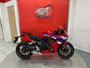 NEW HONDA CBR650R E-CLUTCH FOR SALE IN SURREY