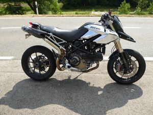 DUCATI 1100 HYPERMOTARD S, NAKED, OCCASION, CHF 6'500.-