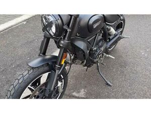 VENDO DUCATI SCRAMBLER 800 ICON DARK (2021 - 22) USATA A PIACENZA (CODICE 9350749) - MOTO.IT