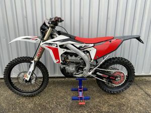 FANTIC XEF 250 ENDURO 2021 250 CM3 | MOTO ENDURO | 80 HR | GRIS | 03410 DOMERAT