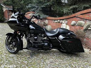 HARLEY-DAVIDSON TOURING ROAD GLIDE