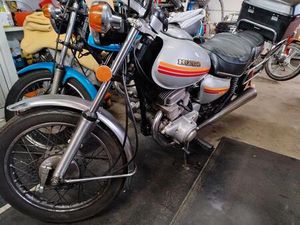 ② HONDA CM185T