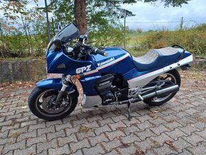 KAWASAKI GPZ 900R NOGUEIRA, FRAIÃO E LAMAÇÃES