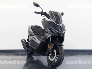 TÖBB SZÍNBEN. INGYENES SZÁLLÍTÁS. KEEWAY PEST