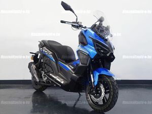 XDV. TÖBB SZÍNBEN. INGYENES SZÁLLÍTÁS. KEEWAY PEST