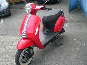 MOTOWELL ELENOR 50 MOFA TOP ZUSTAND INCL. HELM