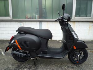 PIAGGIO VESPA GTS 125 SUPER SPORT, SCOOTER, MODÈLE DÉMO, CHF 5'419.-
