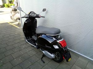 PIAGGIO VESPA GTS 300 HPE, SCOOTER, MOTO NEUVE, CHF 6'695.-