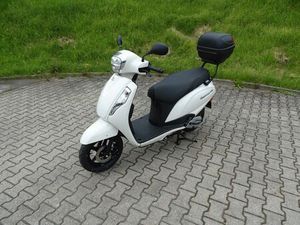SUZUKI ADDRESS UZ 125 - URBAN EDITION