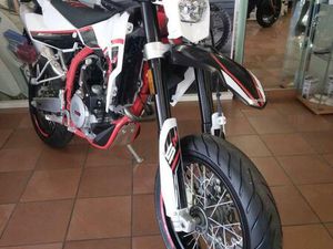 VENDO SWM SM 500 R (2021 - 24) NUOVA A FONTE (CODICE 9496408) - MOTO.IT