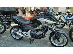 VENDO HONDA NC 750 X ABS (2016 -17) USATA A RIMINI (CODICE 9497647) - MOTO.IT
