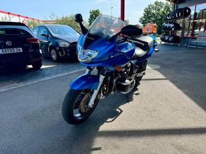 KAWASAKI ZR-7S / ZR750F