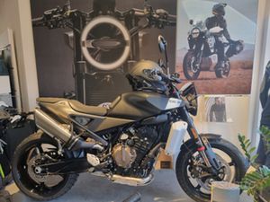 HUSQVARNA SVARTPILEN 801 PROMOZIONE