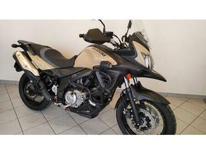 VENDO SUZUKI V-STROM 650XT ABS (2015 - 17) USATA A CAVOUR (CODICE 9501581) - MOTO.IT
