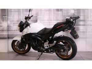 VENDO SUZUKI GSR 600 (2006 - 11) USATA A CASALGRASSO (CODICE 9503268) - MOTO.IT