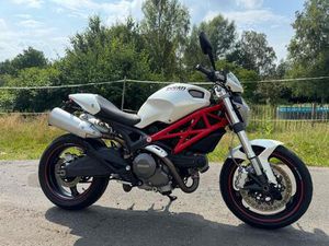 DUCATI MONSTER 696, HU 6/2027