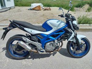 SUZUKI SFV650A GLADIUS
