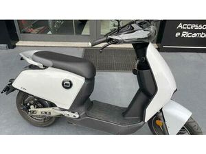VENDO SUPER SOCO CUX (2019 - 24) USATA A PIACENZA (CODICE 9324195) - MOTO.IT