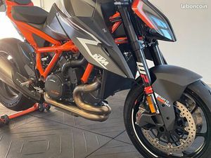 KTM SUPERDUKE 1290 RR