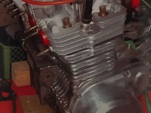 KAWASAKI Z1000J À FINIR DE RESTAURER