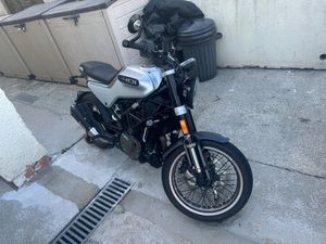 HUSQVARNA, VITPILEN, 2022, 373 (CC)