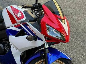 HONDA CBR125R JG. 2012 CANTON ZURICH -