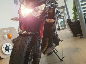 KAWASAKI Z800 SUGOMI EDITION AKRAPOVIC