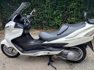 SUZUKI BURGMAN 400