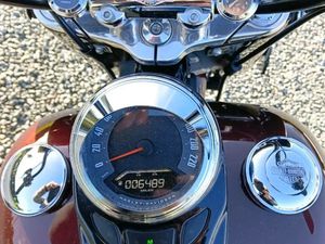 LOW MILES HERITAGE SOFTAIL CLASSIC 114