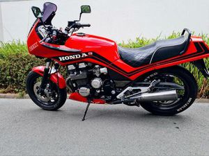 HONDA CBX 750 F - KLASSIKER AUS DEN '80