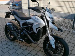 DUCATI HYPERSTRADA / HYPERMOTARD 821