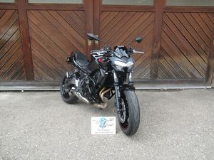 KAWASAKI Z 650, NAKED, MODÈLE DÉMO, CHF 7'490.-