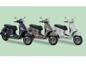 VESPA GTS 300 TAGESZULAASUNG! WINTERSPACIAL!