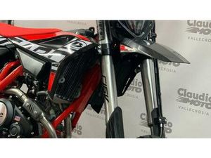 VENDO BETAMOTOR RR 125 4T MOTARD LC (2021 - 23) NUOVA A VALLECROSIA (CODICE 8328030) - MOTO.IT