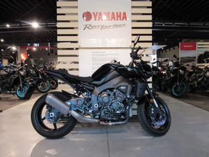 YAMAHA MT-10 *VORFÜHRBIKE-5 JAHRE GARANTIE*