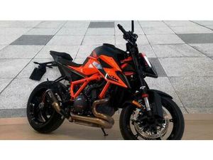 VENDO KTM 1290 SUPER DUKE R (2021) USATA A CASALGRASSO (CODICE 9548289) - MOTO.IT
