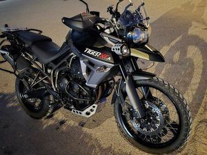 TRIUMPH TIGER 800 XCA ALMADA, COVA DA PIEDADE, PRAGAL E CACILHAS