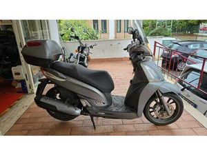 VENDO KYMCO PEOPLE 300I GT ABS (2010 - 17) USATA A TIVOLI (CODICE 9559178) - MOTO.IT