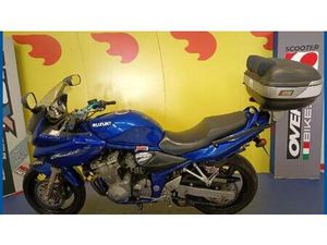 VENDO SUZUKI GSF 600 BANDIT S (2000 - 05) USATA A BRA (CODICE 9563030) - MOTO.IT