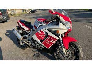 VENDO YAMAHA YZF 750 R USATA A ROSATE (CODICE 9568875) - MOTO.IT