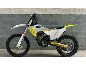 VENDO HUSQVARNA FC 250 (2023) USATA A MASLIANICO (CODICE 9576219) - MOTO.IT