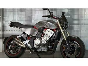 VENDO HONDA HORNET 900 USATA A CASALGRASSO (CODICE 9576630) - MOTO.IT