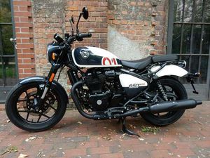 ROYAL ENFIELD &#034;SHOTGUN&#034; 650