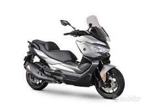 VOGE SR4 MAX INTERAMENTE FINANZIABILE CON MINI RAT