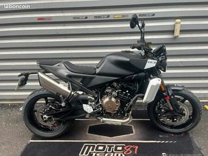 HUSQVARNA 801 SVARTPILEN 2024