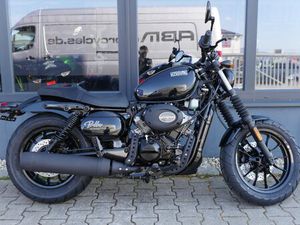 HYOSUNG GV 300 S AQUILA