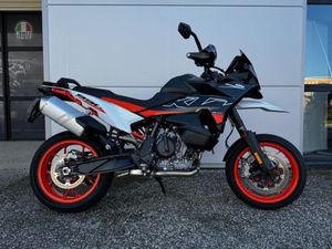 KTM KTM 890 SMT 2024 889 CM3 | MOTO SPORTIVE | 1 250 KM | BLANC | 38300 BOURGOIN JALLIEU