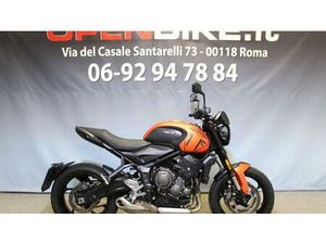VENDO TRIUMPH TRIDENT 660 (2021 - 24) USATA A ROMA (CODICE 9589954) - MOTO.IT