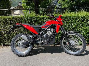 VENDO BETAMOTOR ALP 4.0 (2024 - 25) NUOVA A TIRANO (CODICE 9316990) - MOTO.IT