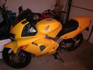 HONDA VFR 800 FI RC 46